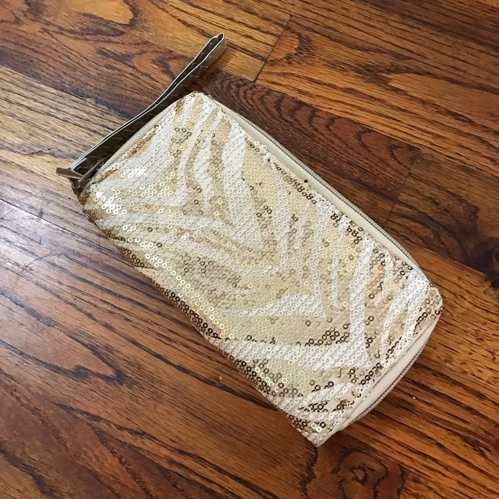 Ladies Gold & Cream Color Sequin Clutch Wallet Handbag Carry All Purse Credit C…